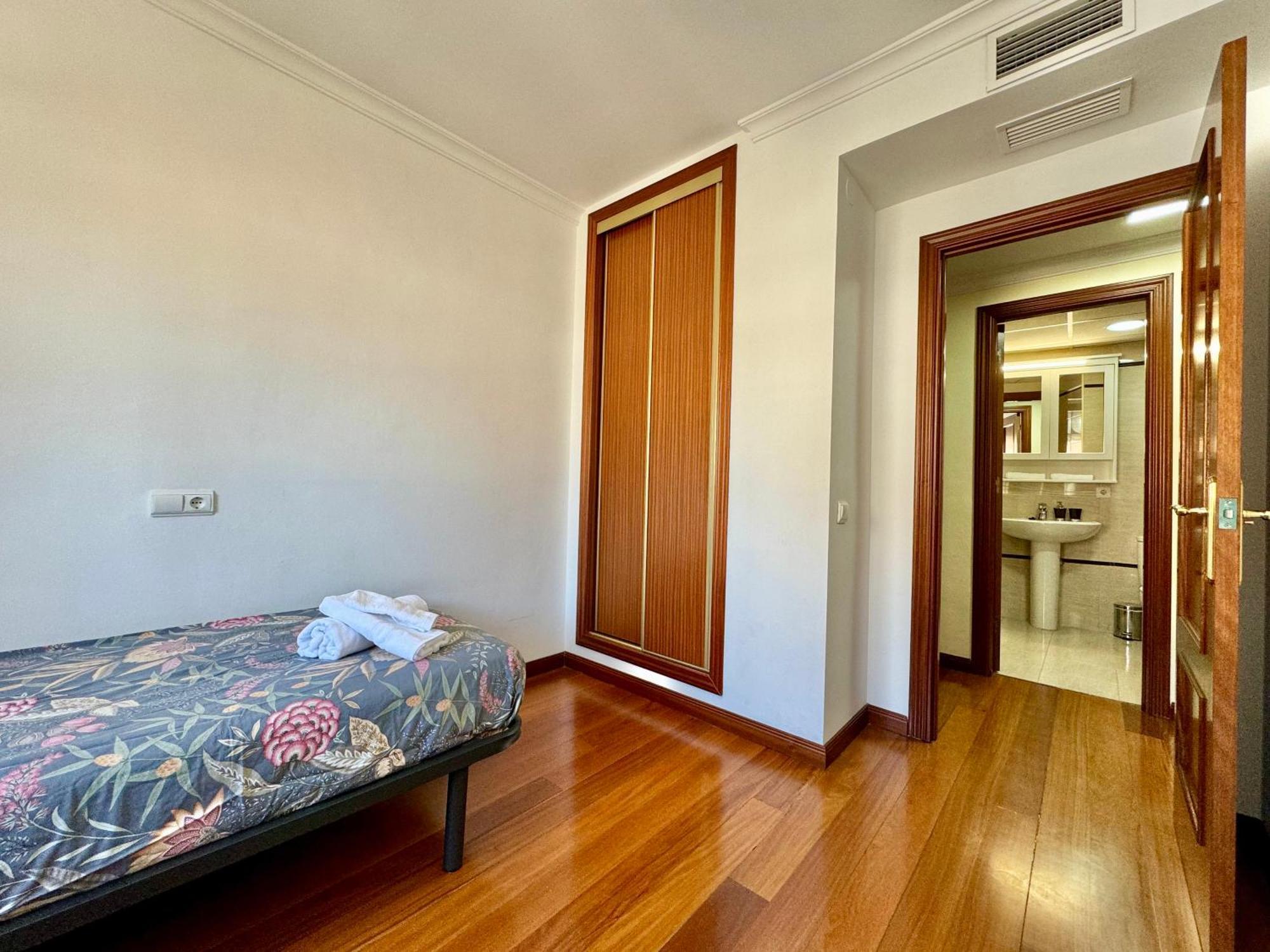 말라가 Lujoso Piso Centro Aparcamiento Privado, Terraza & Ac 아파트 외부 사진